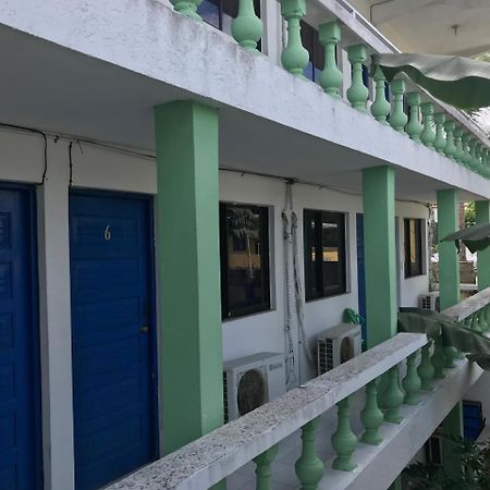 Hotel Restaurante Thomas Boca Chica Kültér fotó