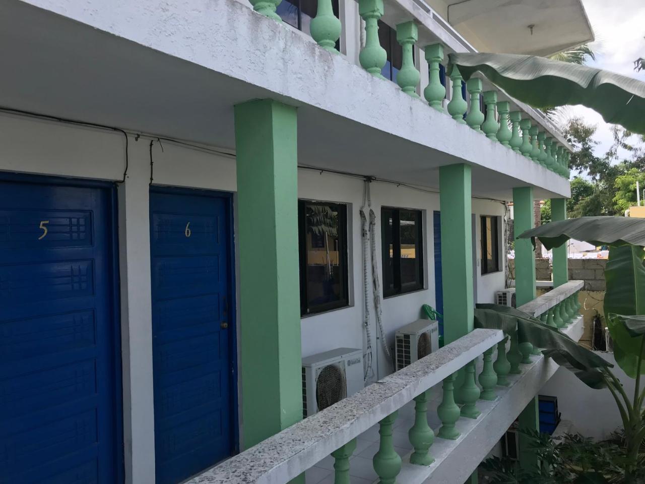 Hotel Restaurante Thomas Boca Chica Kültér fotó