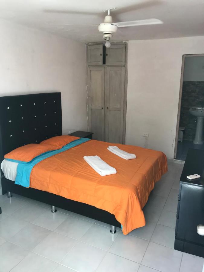 Hotel Restaurante Thomas Boca Chica Kültér fotó
