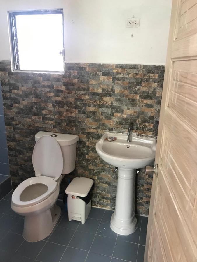 Hotel Restaurante Thomas Boca Chica Kültér fotó