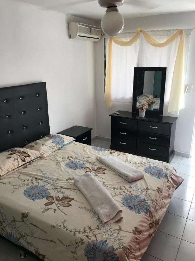 Hotel Restaurante Thomas Boca Chica Kültér fotó