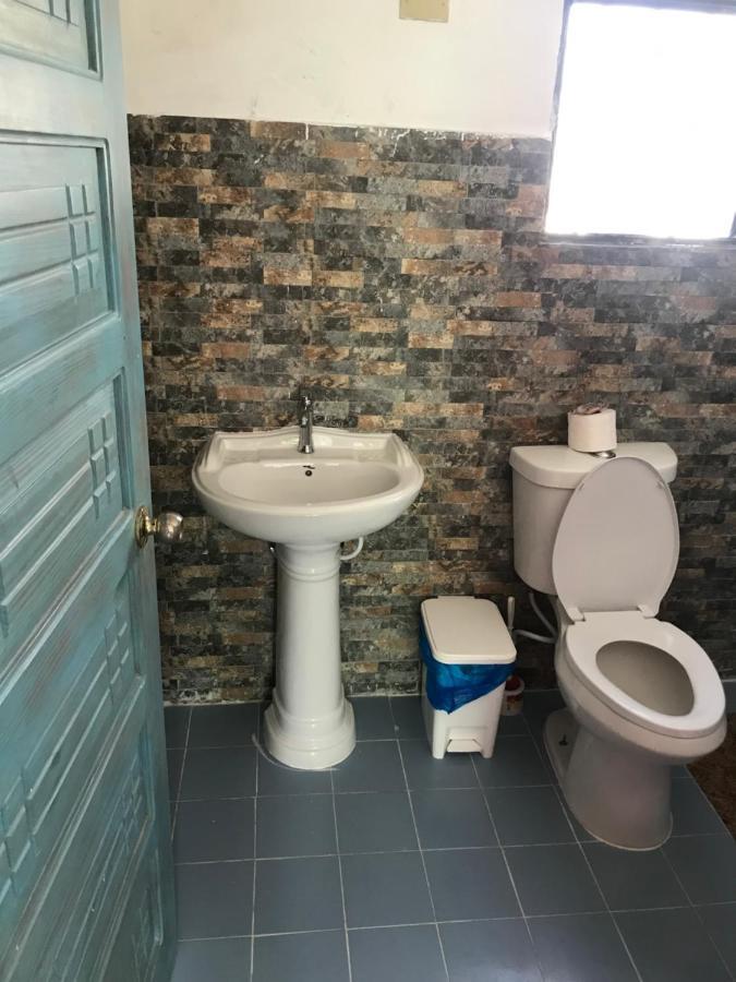 Hotel Restaurante Thomas Boca Chica Kültér fotó
